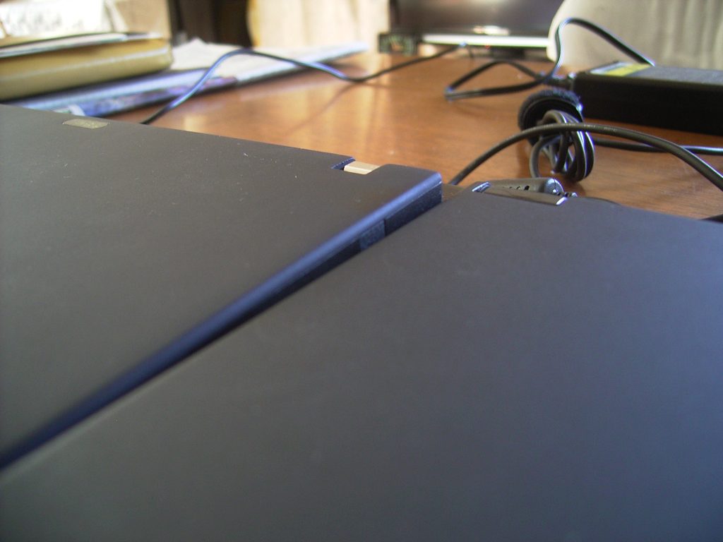 ThinkPad X201s vs ThinkPad 560E