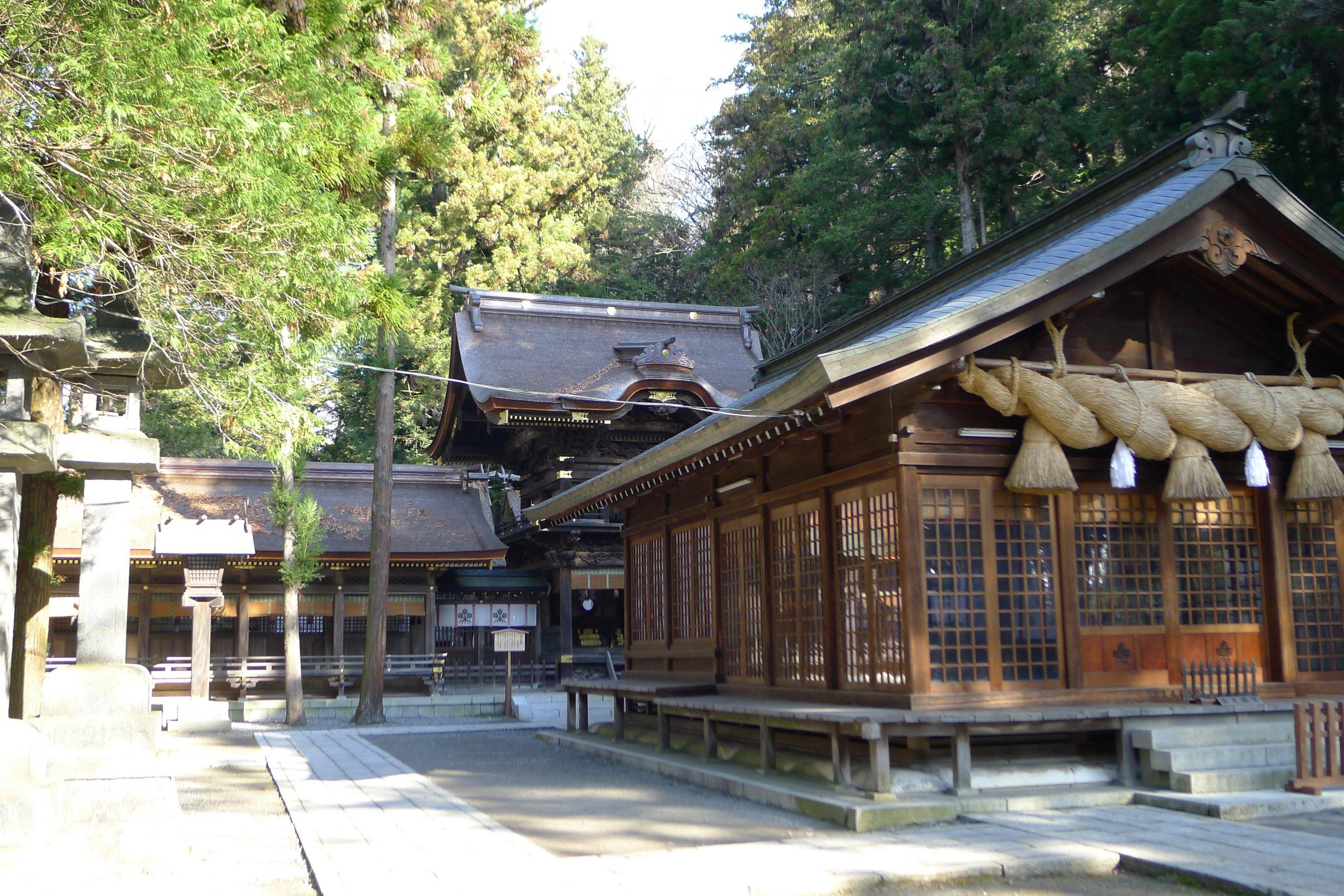 諏訪大社下社春宮